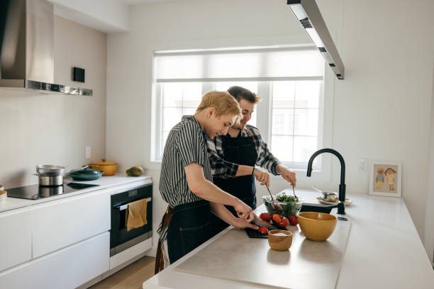 istock How to go from “I” to “we” in a relationship 1322211486