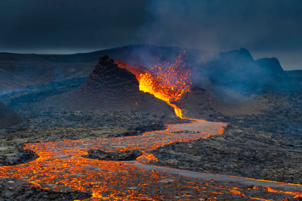 istock Iceland Volcano Volcanic Eruption 1322220079