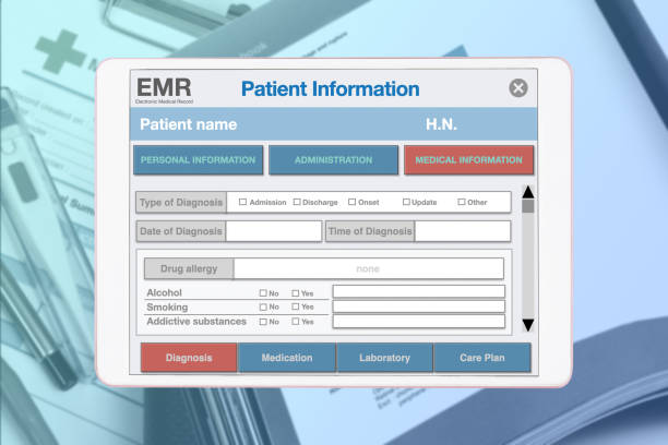 prontuário eletrônico em tablet digital com fundo de ferramenta manual para trabalho de documento e papel. - registo médico eletrónico - fotografias e filmes do acervo