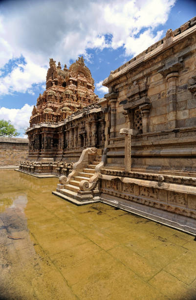 храм деванаяки аммана ковила в дарасураме тамилнаде - tamil nadu tamil temple amman стоковые фото и изображения