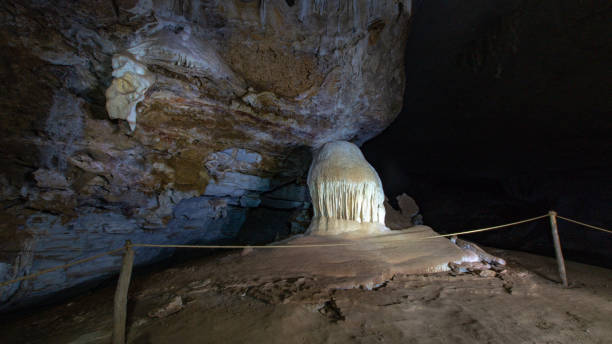istock Lapa Doce Cave interior geological formation - Chapada Diamantina - Bahia - Brazil 1322348021