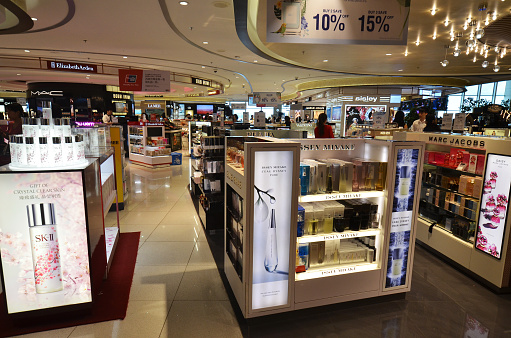 Singapore- Jun 17, 2017: Customers shop for cosmetics in Changi Airport, Singapore. Singapore airport provides the best shopping experience to the passengers.