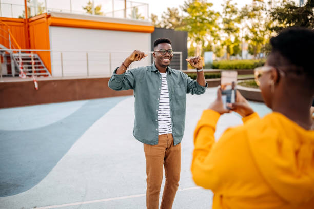 istock Dancing for social media trend 1322687135