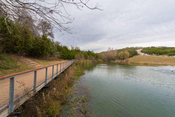 istock Broadway next to a small lake 1322695744