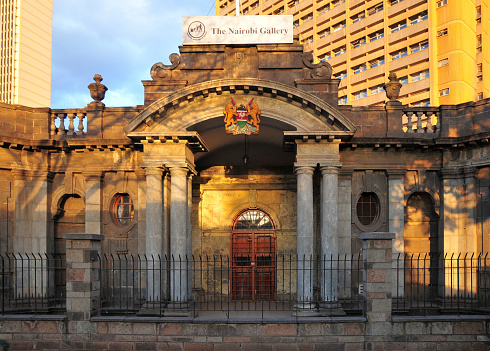 Nairobi, Kenya: 'The Nairobi Gallery' is a National Monument, part of the National Museums of Kenya - it presents art exhibits and houses the Murumbi African Heritage Collection -  built in 1913 at the 'point zero', the center of Nairobi, from where all distances were measured, now the intersection of Kenyatta Avenue / Uhuru Highway - the historic building in which it is housed was designed by the colonial government architect at the time, C. Rand Ovary, for the then Ministry of Native Affairs for the registration services, it kept this role after independence and until 1983.