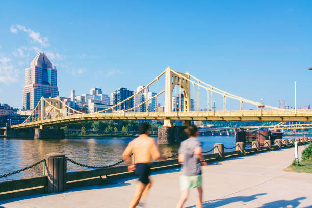 Runners in Pittsburgh downtown in the morning