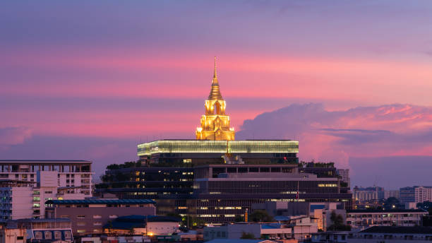 nuovo parlamento o edificio sappaya saphasathan a bangkok in thailandia - city government town hall government building foto e immagini stock