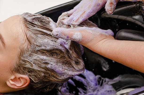 Purple shampoo after hair dyeing