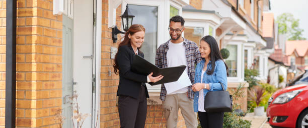 istock new housing estate showround 1322866687