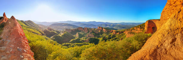 istock Panoramic view of Las Medulas 1322896217