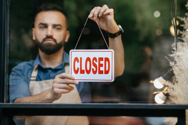 istock Closure of small businesses, problems in flowers shop during covid-19 quarantine 1322907246