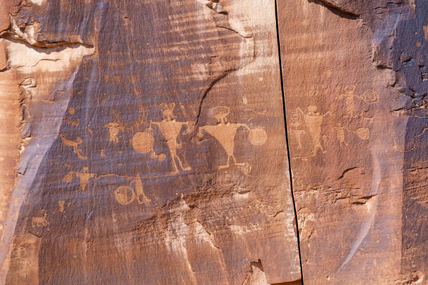 Ancient Hopi petroglyphs in Arizona in mesa ruins