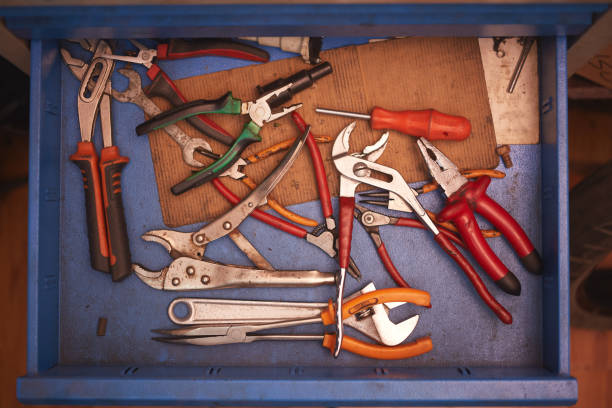 istock vehicle repair kits 1322932344