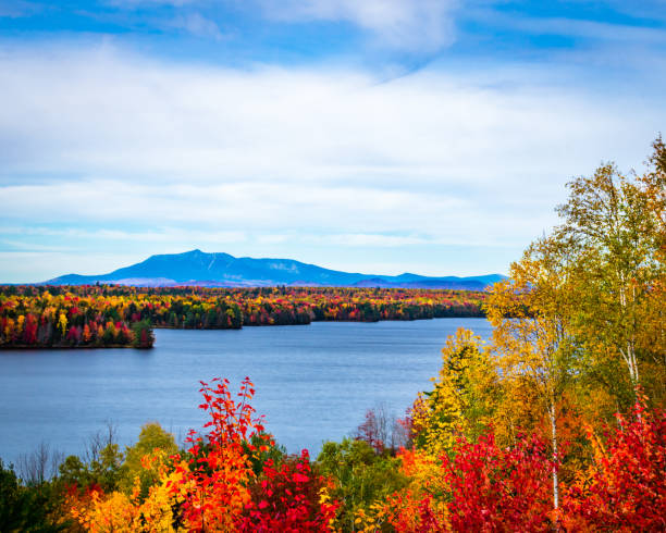 Mount Katahdin Autumn view of Mount Katahdin in Maine mt katahdin stock pictures, royalty-free photos & images