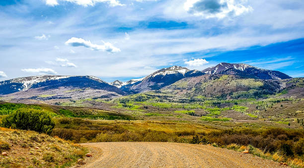 Beautiful picture of the La Sal Mountain range near Moab, Utah. Beautiful picture of the La Sal Mountain range near Moab, Utah. la sal mountains stock pictures, royalty-free photos & images