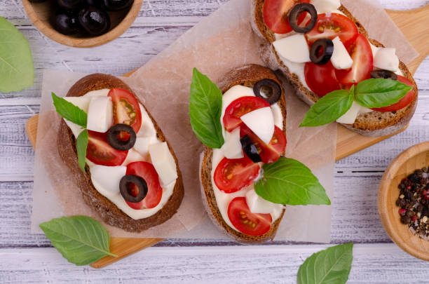 istock Open sandwich with vegetables and cheese 1323004295