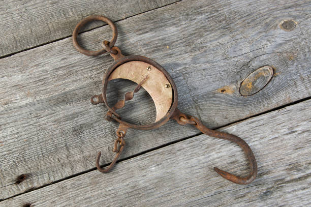 istock Antique brass iron rusty hand scales with hooks 1323009254