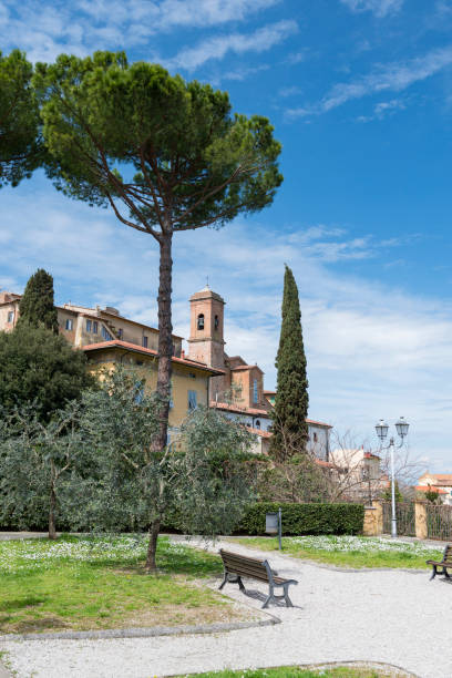 istock Lari in Tuscany 1323021237