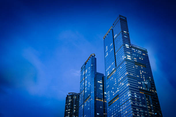 7,900+ Commercial Real Estate Skyscraper Stock Photos, Pictures &  Royalty-Free Images - iStock | Commercial real estate building