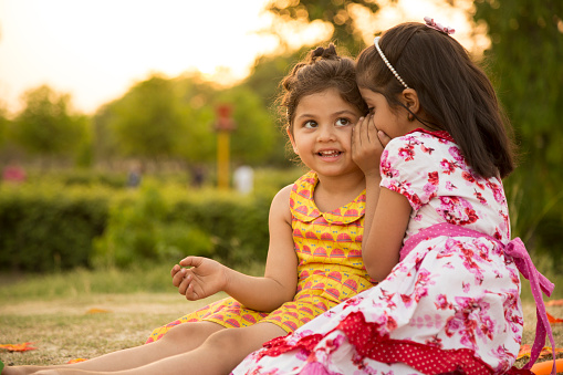 child girl, children, playing, India, Indian ethnicity,