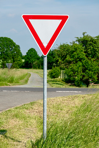 Right of way sign on the country road