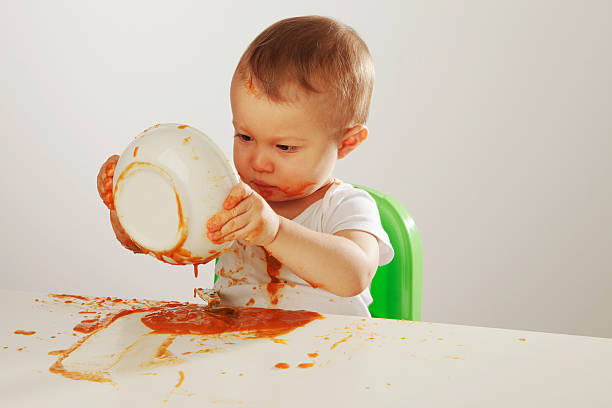baby food boy - 5549 foto e immagini stock