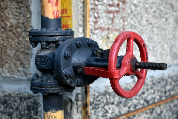istock Gas red and yellow valve close up 1323151620