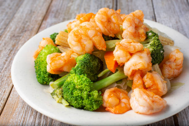 istock shrimp and veg plate 1323248924