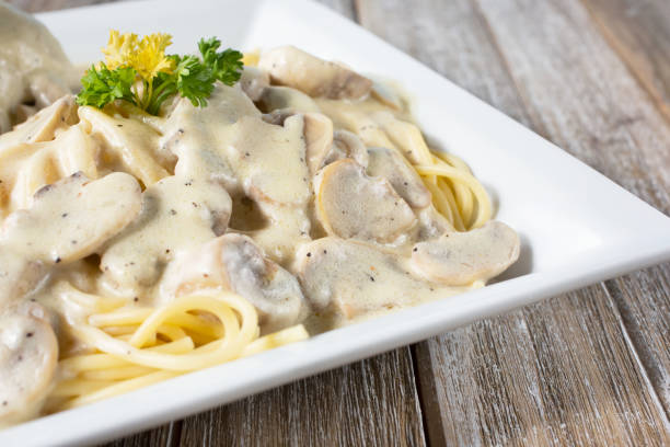 istock spaghetti, creamy mushroom 1323250159