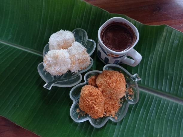 istock Ketan Traditional Indonesian Snack 1323250569