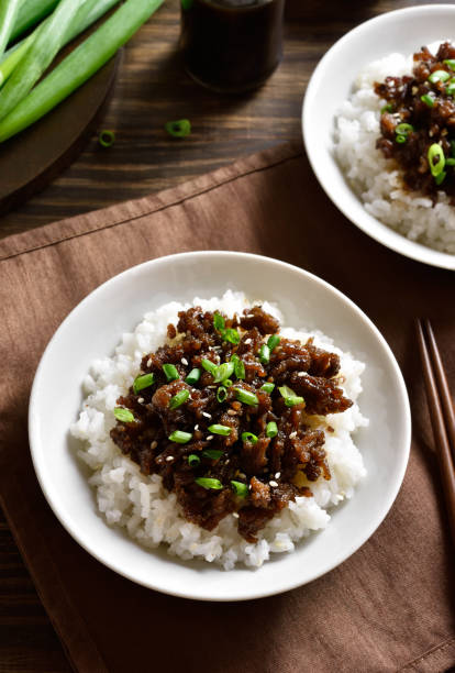 istock Korean ground beef and rice bowls 1323303737