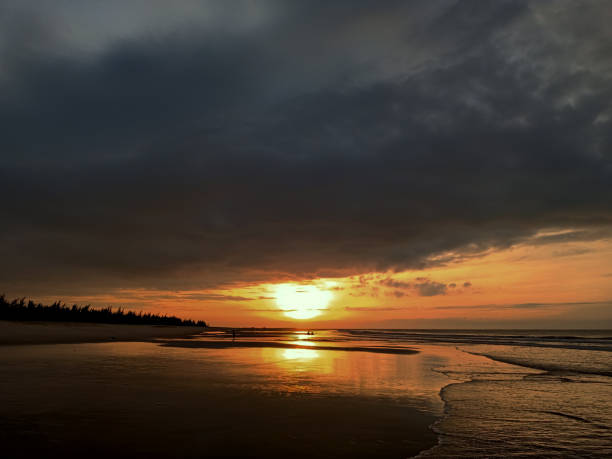 istock Sunrise at the beach 1323313207