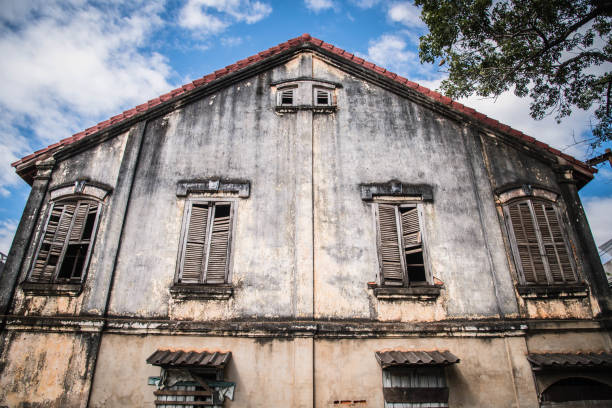 istock An old building is in Savannakhet 1323325568