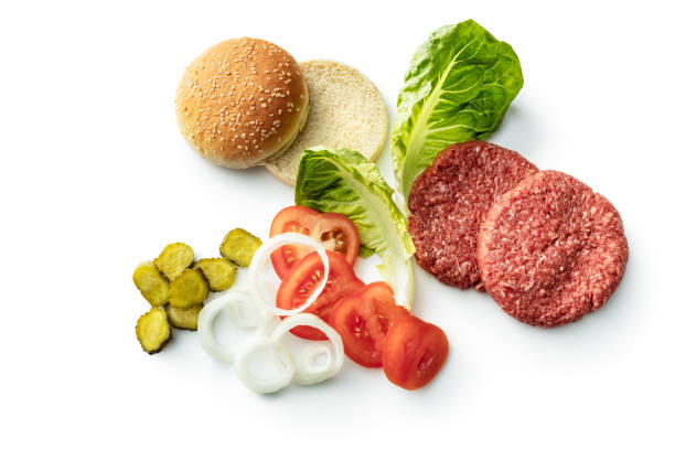fleisch: zutaten für einen hamburger, isolated on white background - burger isolated lettuce tomato stock-fotos und bilder