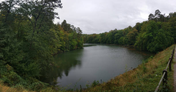 istock New Lake in Stuttgart 1323476942