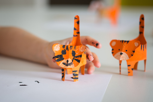 paper craft for kids. DIY tiger made from toilet paper sleeve for chinese new year. create art for children.