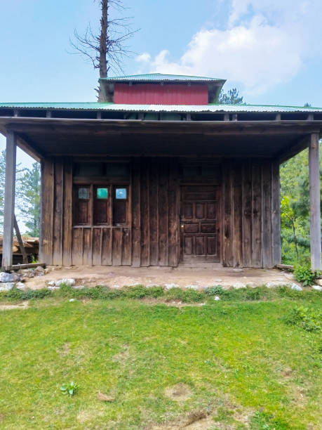 Sattu Bangla Thandiani Victorian style forest guest house located in the lower Himalayas of Pakistan. This colonial era building was used by the British to regulate natural forests abbottabad stock pictures, royalty-free photos & images
