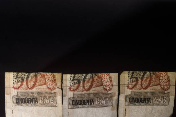 istock one hundred and fifty reais 50 ,brl 1323602383