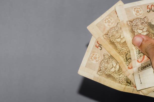 istock one hundred and fifty reais 50 ,brl 1323602456
