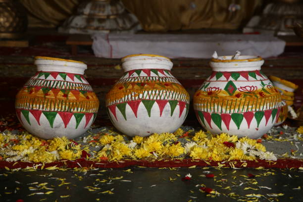 istock South Indian wedding rituals, Hindu wedding rituals 1323669390