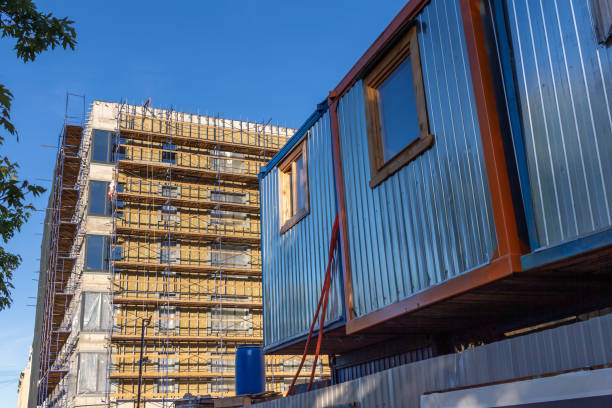 Construction change house for workers at the construction site of an apartment building