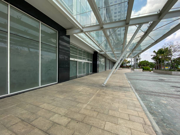 istock Empty space and no people at closing shopping mall 1323693427