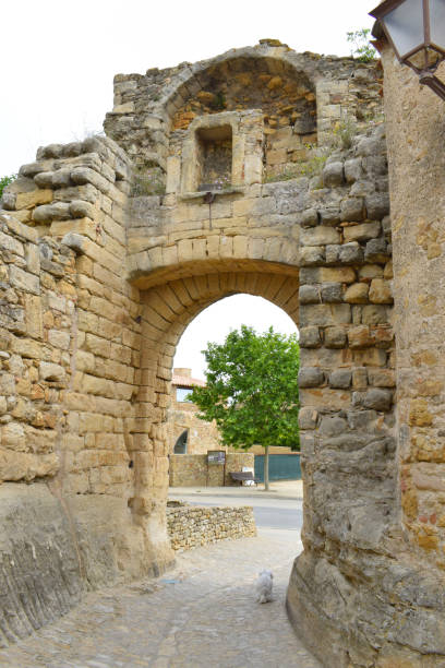 istock Medieval town of Peratallada, Gerona 1323698796