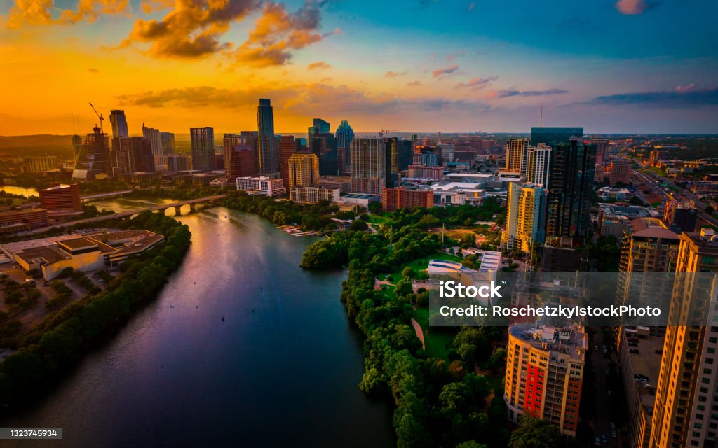 Sunset over Austin Texas Travel Destination of America Summer 2021 Amazing golden hour sunset over Town Lake , Austin Texas USA The Capital City of USA Travel Destination of America Summer 2021 Austin - Texas Stock Photo