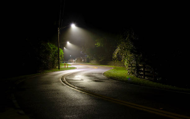 winding road em gainesville, flórida - poste - fotografias e filmes do acervo