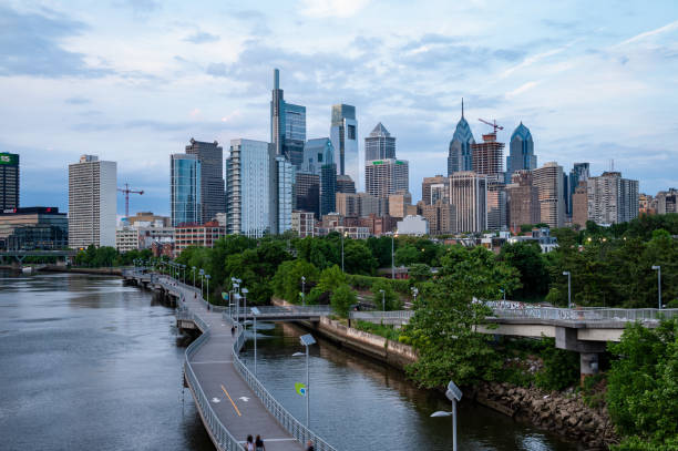 istock Skyline of Philadelphia at Sunset 1323898134
