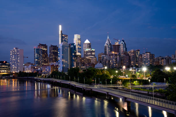 istock Skyline of Philadelphia at Night 1323898171