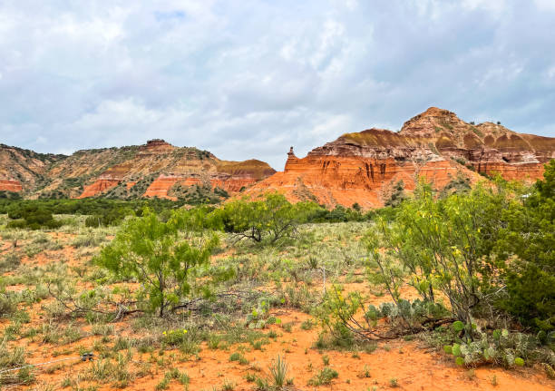 istock Lighthouse Trail Palo Duro Canyon 1323946406