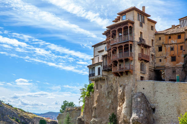 istock Hanging houses in Cuenca 1324042622