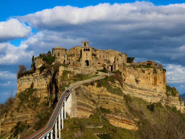 istock Civita of Bagnoreggio 1324053295